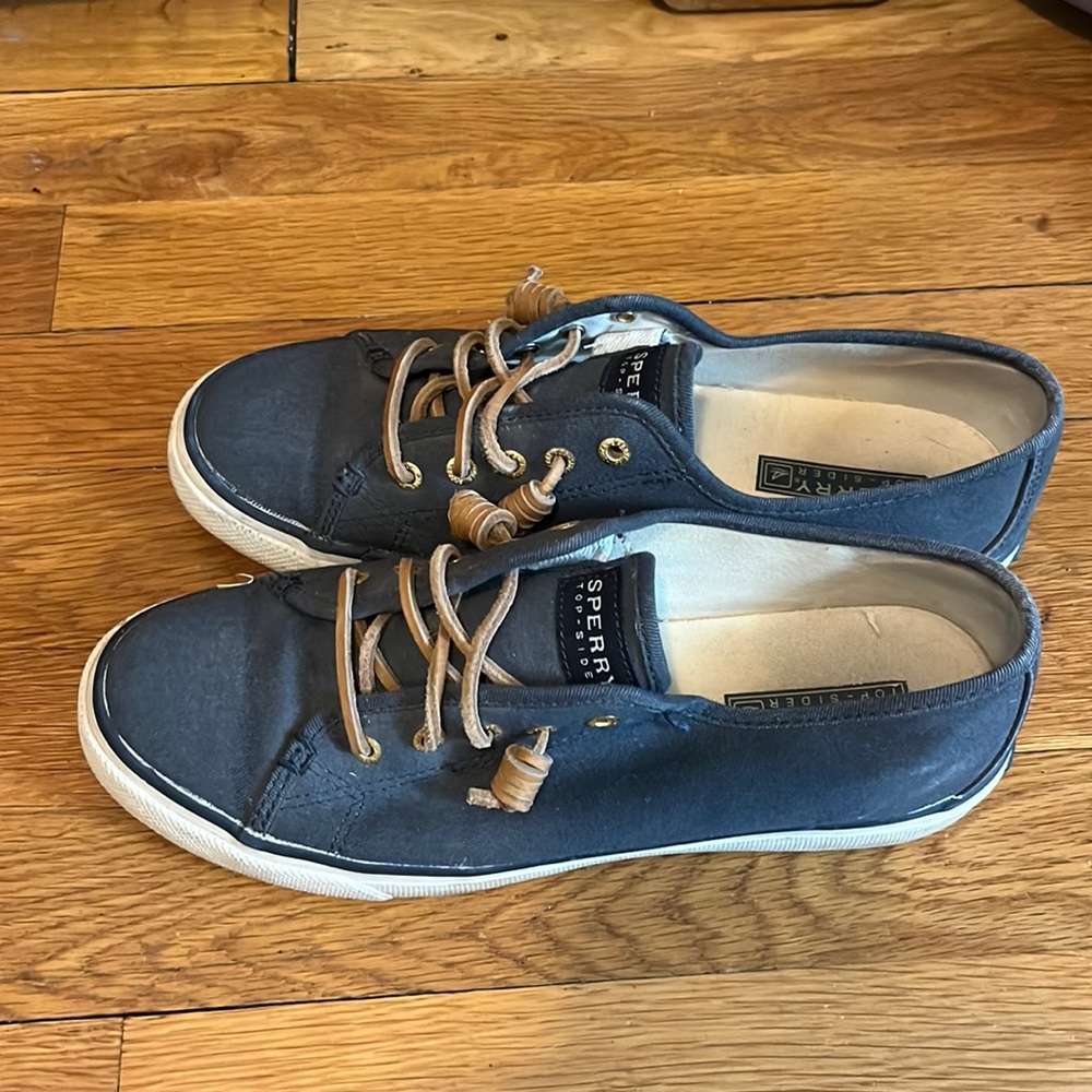 Sperry top-sider Boat shoes. Used condition with plenty of wear left
